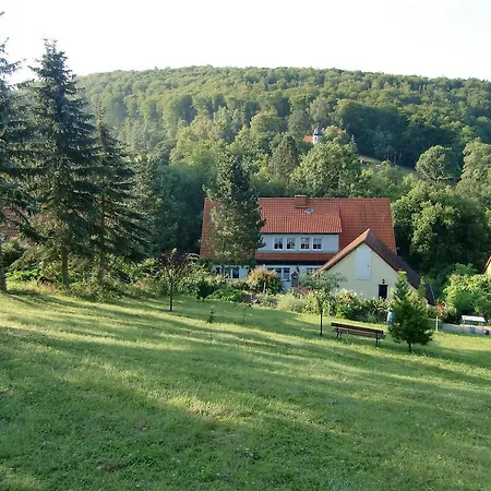 Semesterbostad Haus Am Wald